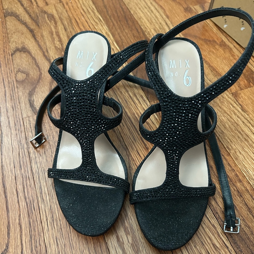 Mix No. 6 Black Strappy Heeled Sandals
